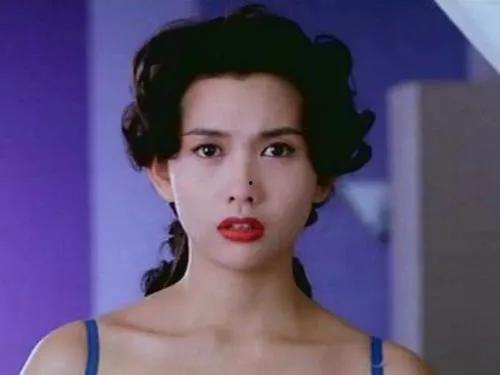 邱淑贞大尺度床震视频,邱淑贞激情床戏片段引发热议