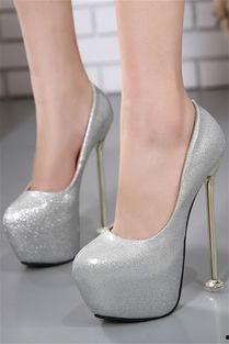 超高跟鞋视频,揭秘超高跟鞋的惊人魅力与挑战