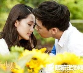 李沁亲吻大全视频,甜蜜瞬间，浪漫再现
