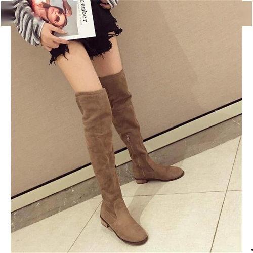 高筒靴视频,从街头到T台，演绎不凡风采